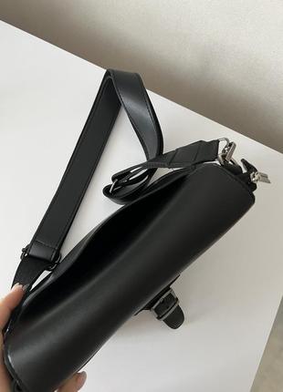 Черная базовая сумка через плечо🖤