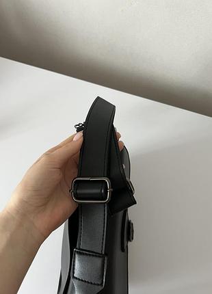 Черная базовая сумка через плечо🖤