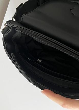 Черная базовая сумка через плечо🖤