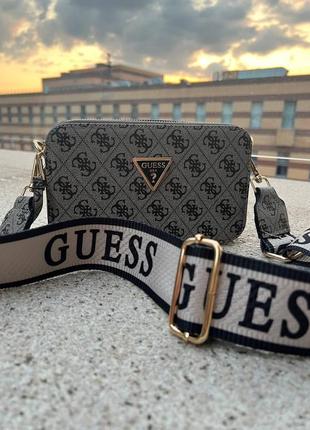 Жіноча сумка guess  преміум якість