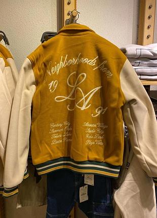 Фетровая куртка с вышивкой pull &amp; bear (р. l)