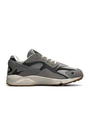 Чоловічі кросівки сірі з олівковим у стилі nike air huarache runner gray olive