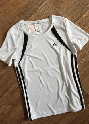 Футболка adidas