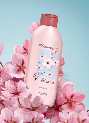 Гель для душу blooming blossom 250мл