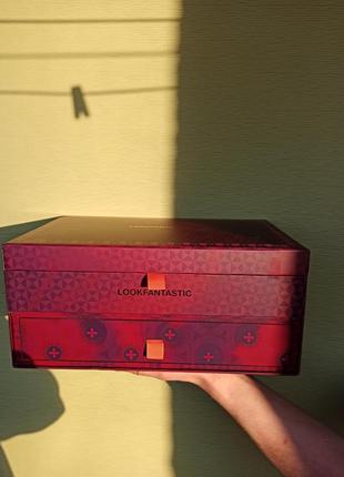 Коробка для хранения от lookfantastic Англия1 фото