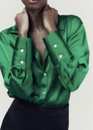 Зеленая атласная рубашка из новой коллекции zara размер s