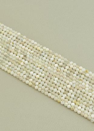 Нитка лунный камень 39 см. 3,5 мм. (без замка)