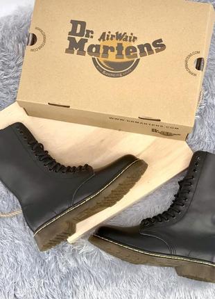 Женские ботинки черные в коже dr martens 1914