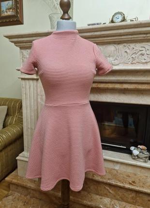 Розовое платье babydoll