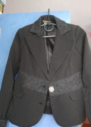 Школьная форма пиджак и юбка