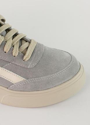 Стильные топовые серые удобные женские кроссовки весна-осень на высокой подошве, замшевые/натуральная замша5 фото