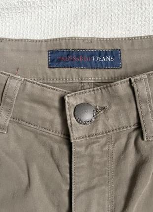 Джинсы холодного песочного цвета trussardi jeans унисекс3 фото