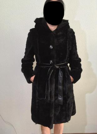 Шуба натуральна мутон з норкою