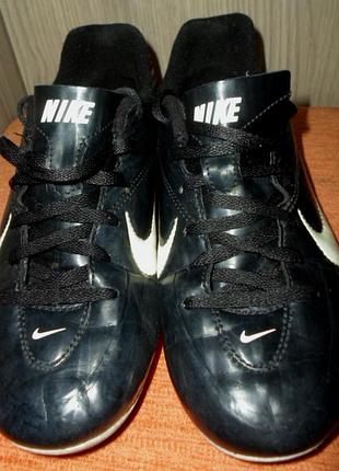 Бутсы кроссовки футболки копалки nike размер 37-38