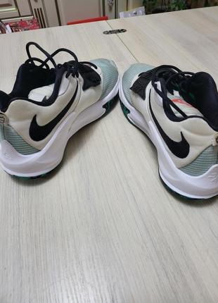 Кросівки баскетбольні nike zoom freak 37 фото