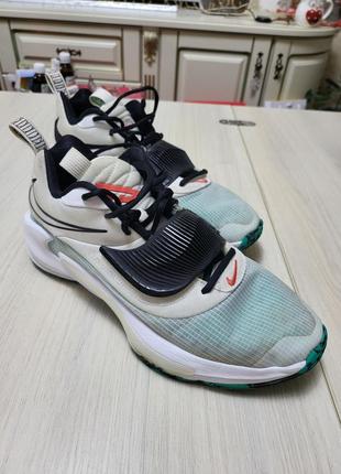 Кросівки баскетбольні nike zoom freak 39 фото