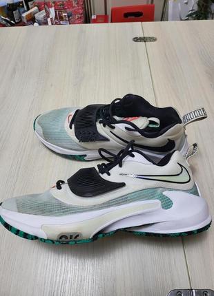 Кросівки баскетбольні nike zoom freak 31 фото