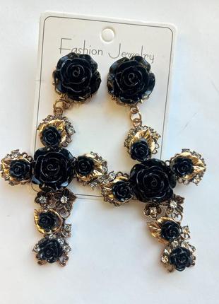 Сережки хрести з трояндами1 фото