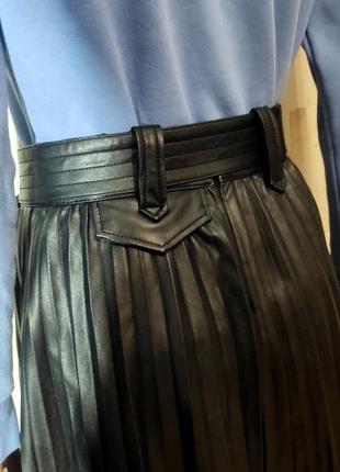 Стильна шкіряна спідниця міді river island, черная кожаная юбка миди7 фото