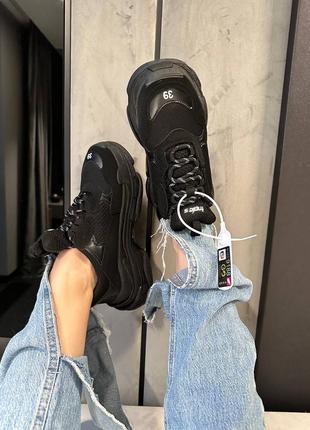 Женские кроссовки balenciaga triple s all balck10 фото