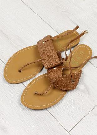 Коричневі сандалі style collection
