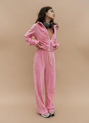 Костюм из велюра