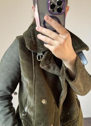 Красивая тёплая куртка косуха с мехом2 фото