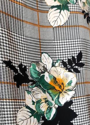 Стильна блуза в клітинку з квітами f&f, стильная блузка в клетку с цветочным принтом8 фото