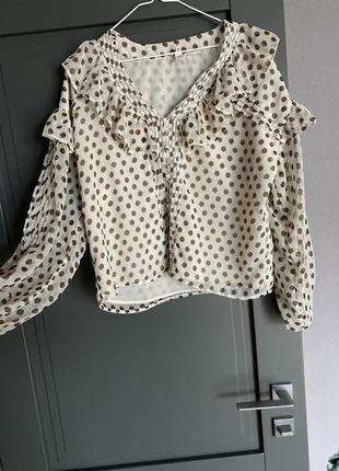 Блуза с рюшами в горошек на подкладке1 фото