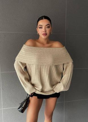 Мʼякенький якісний жіночий светр зі спущеними плечима оверсайз вільного крою
