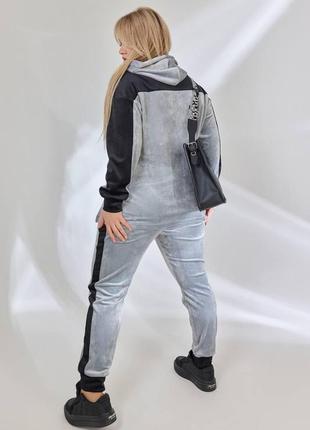 Женский велюровый прогулочный спортивный костюм с лампасами велюр спорт джоггеры и худи большого размера батал4 фото