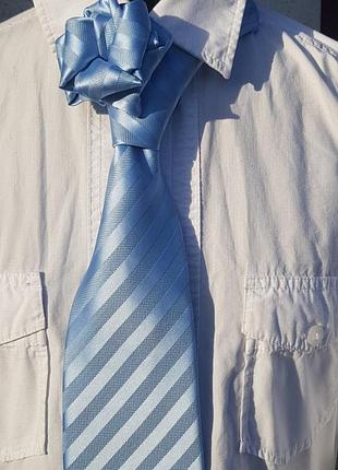 Голубой женский галстук