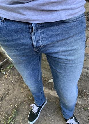 Slim jeans завужені джинси класного кольору