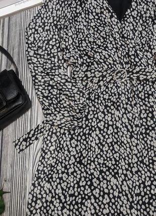 Невагома шифонова плямиста сукня з поясом f&f #33912 фото