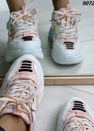 Кроссовки материал эко кожа цвет pink на шнуровке10 фото