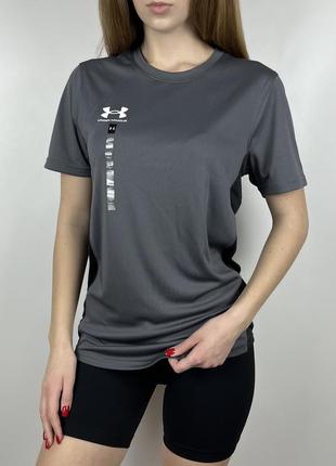 Нова футболка under armour1 фото