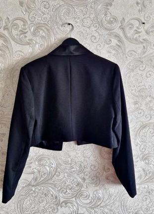 Черный укороченный пиджак2 фото