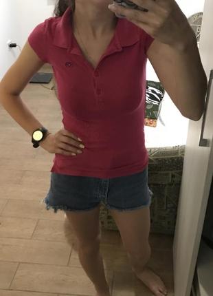 Красивое поло в розовом цвете