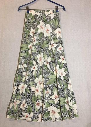 Довга квітчаста спідниця "по косій"