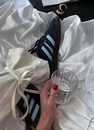 Трендовые женские и мужские кроссовки adidas trail handball blue синие7 фото