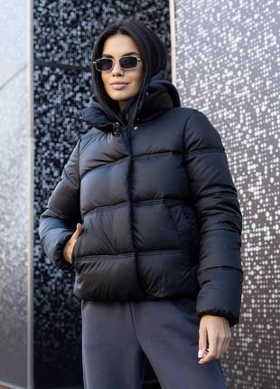 Куртка пуховик женская демисезонная короткая без капюшона марсель  черная5 фото
