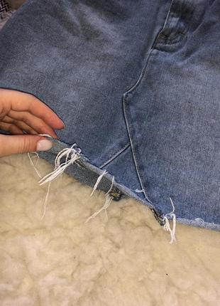 Мини джинсовая юбка джинс плотная базовая необработан низ край2 фото