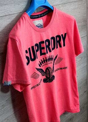 Чоловіча бавовняна модна вінтажна футболка superdry у рожевому кольорі розмір l2 фото