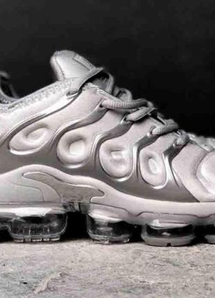 Nike air vapormax plus 'grey'