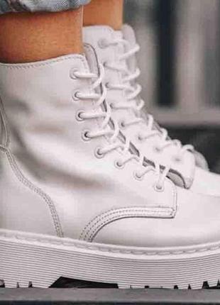 Dr. martens jadon mono white 36