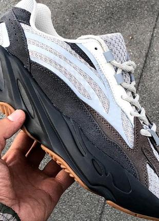 Adidas yeezy boost 700 v2 grey kanye  west