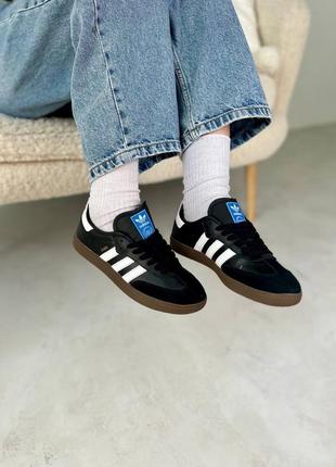 Кросівки adidas