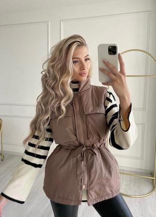 Женская жилетка с поясом / безрукавка под пояс / жилет из плащевки с кулиской на талии