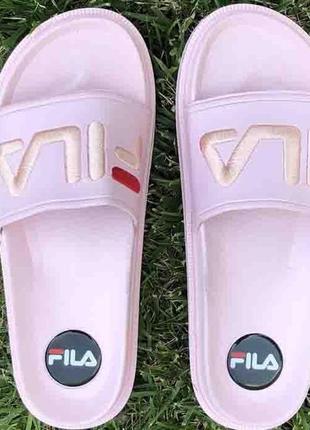 Fila pink