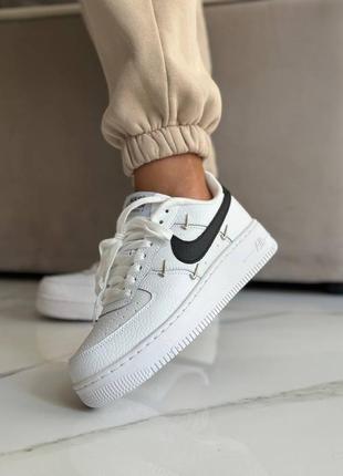 Кросівки жіночі nike air force 1 lx white black